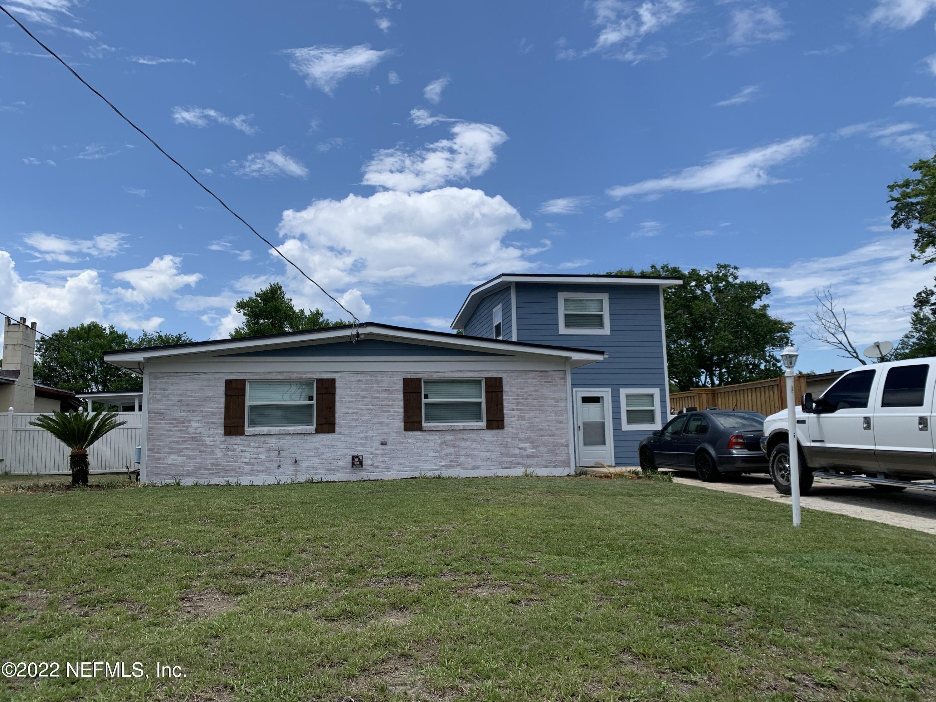 Claudia Dr, Jacksonville, FL 32218