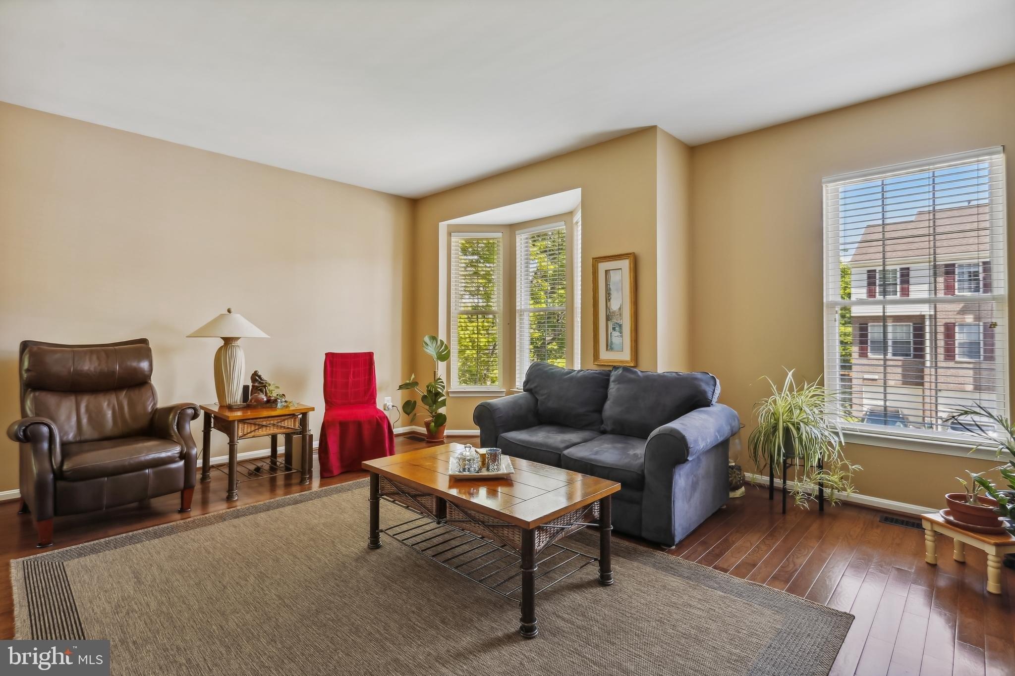 Farmgate Ter, Ashburn, VA 20147