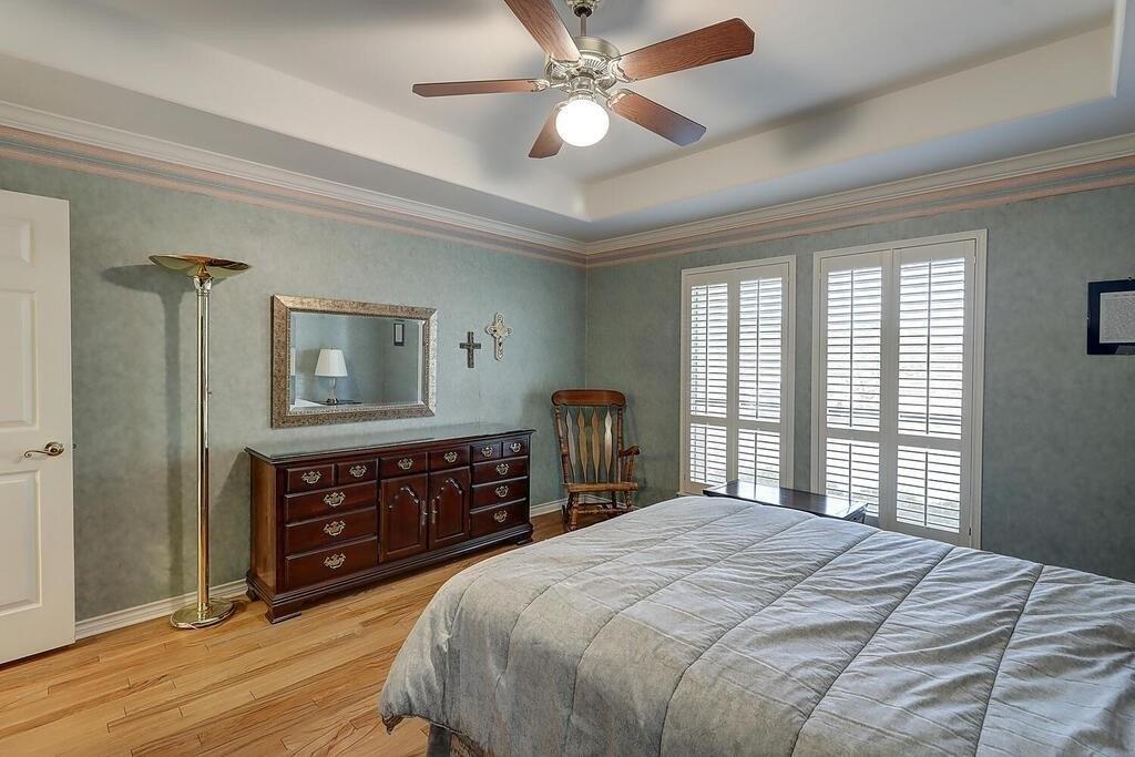 Lake Shore Dr, Corpus Christi, TX 78413