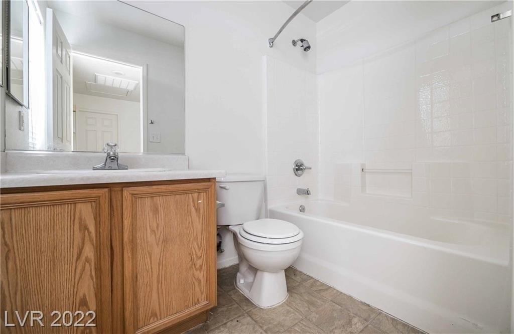 Sandy Ln, Las Vegas, NV 89115