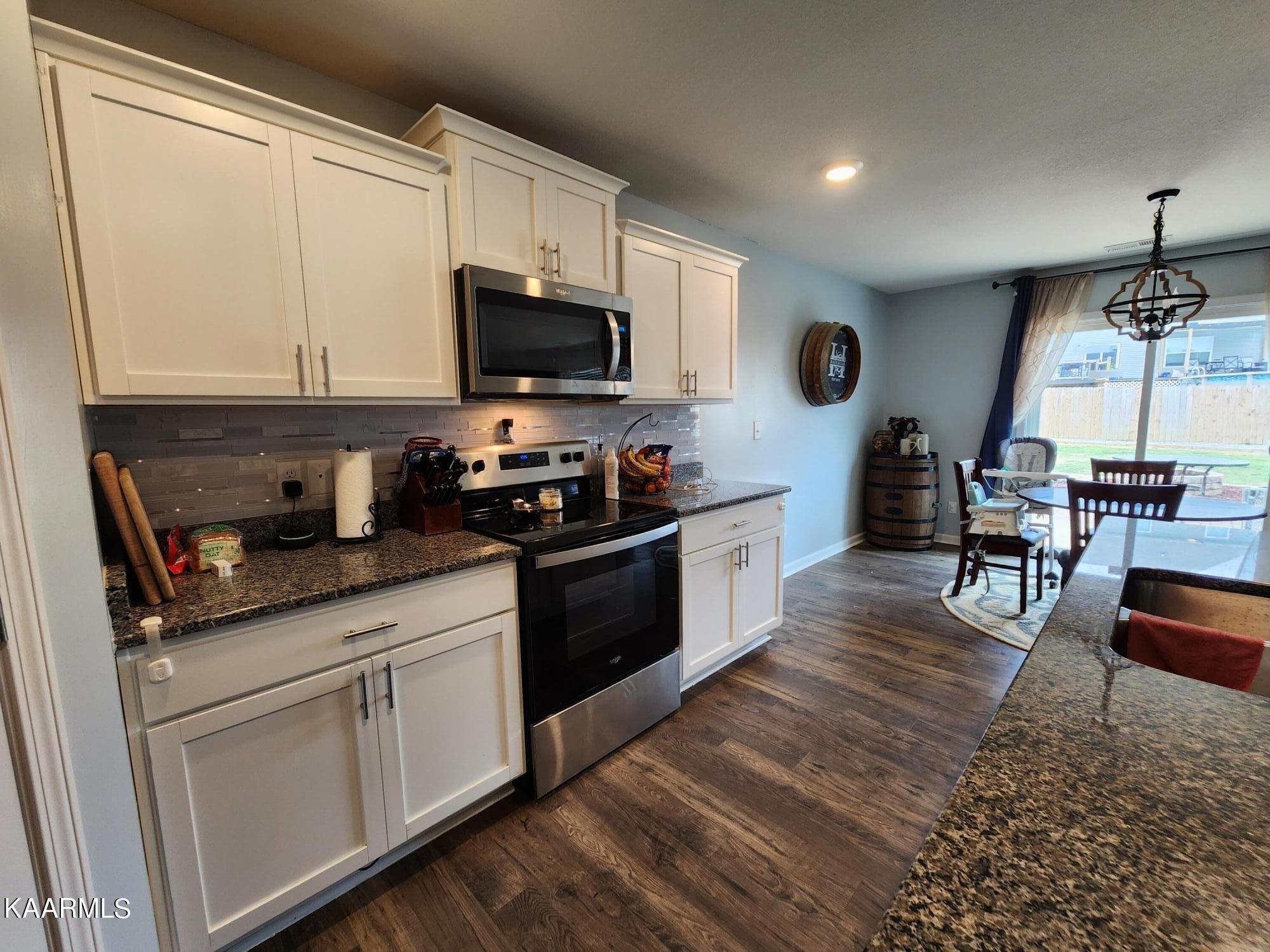 Eleanor Davis Dr, Maryville, TN 37804