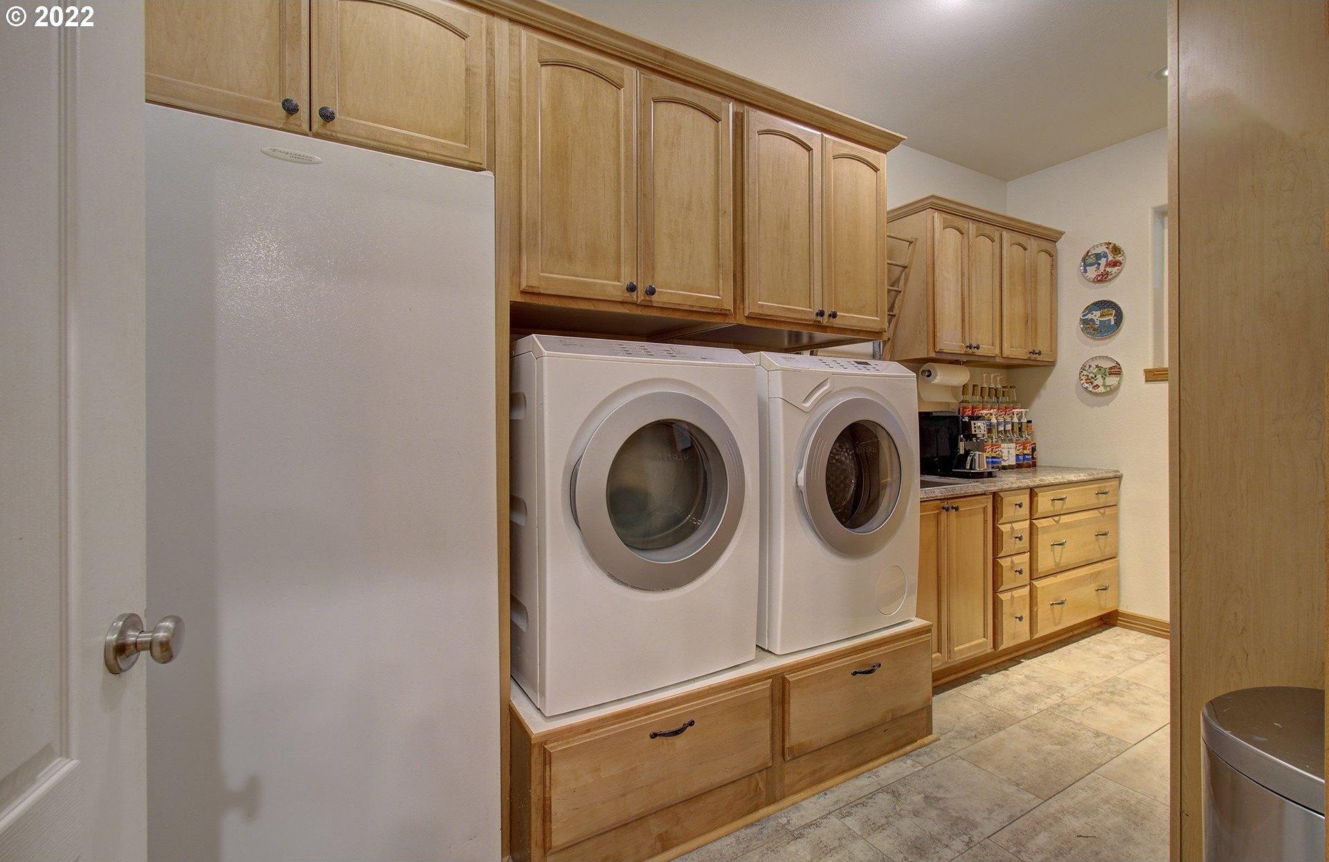 Ne Holling Ave, La Center, WA 98629