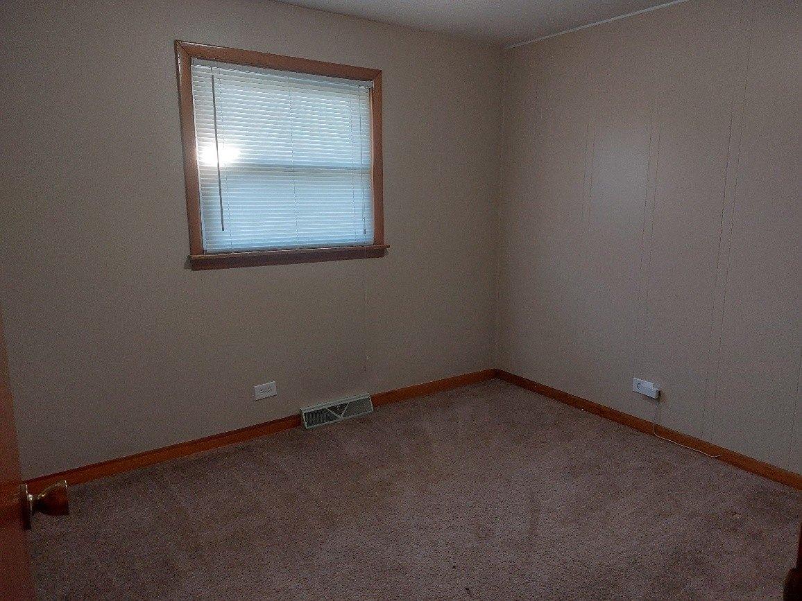 Nashville Ave, Burbank, IL 60459