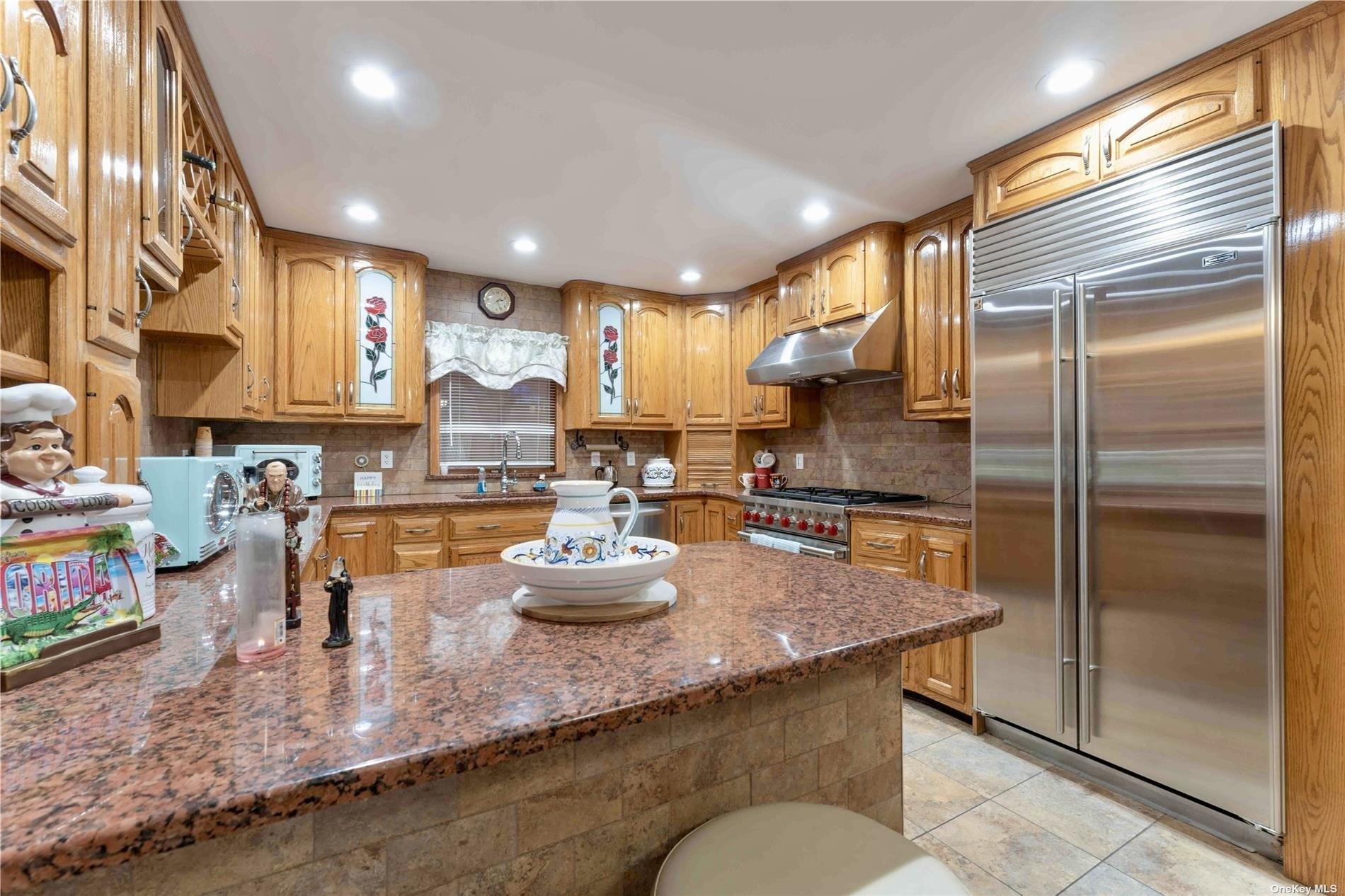 163rd St, Flushing, NY 11358