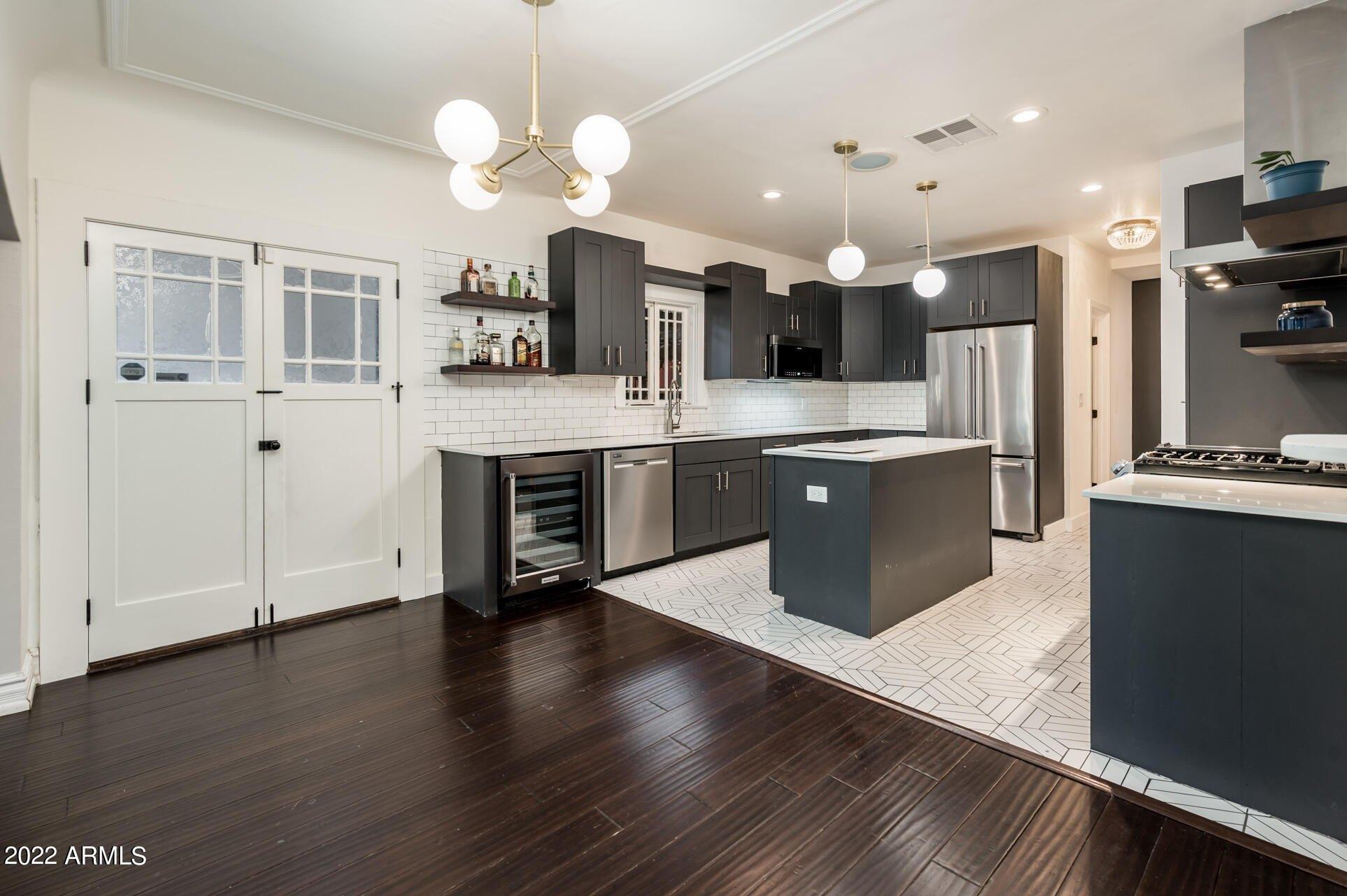N 11th St, Phoenix, AZ 85006