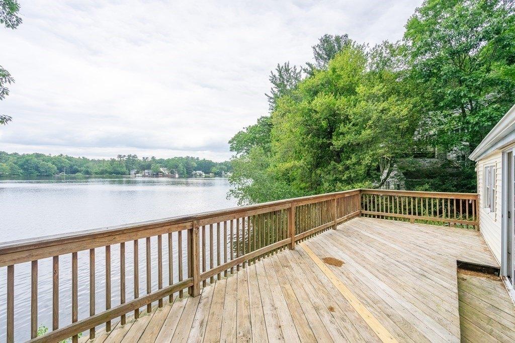 Hillcrest Rd, Wrentham, MA 02093