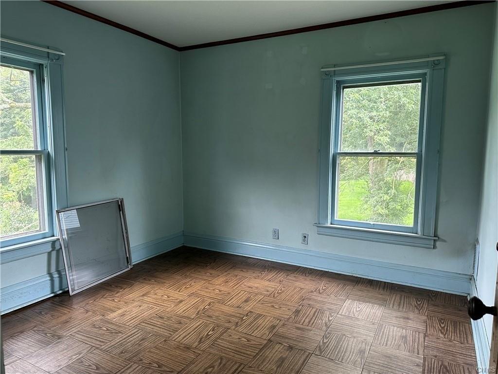 Westmoreland St, Whitesboro, NY 13492