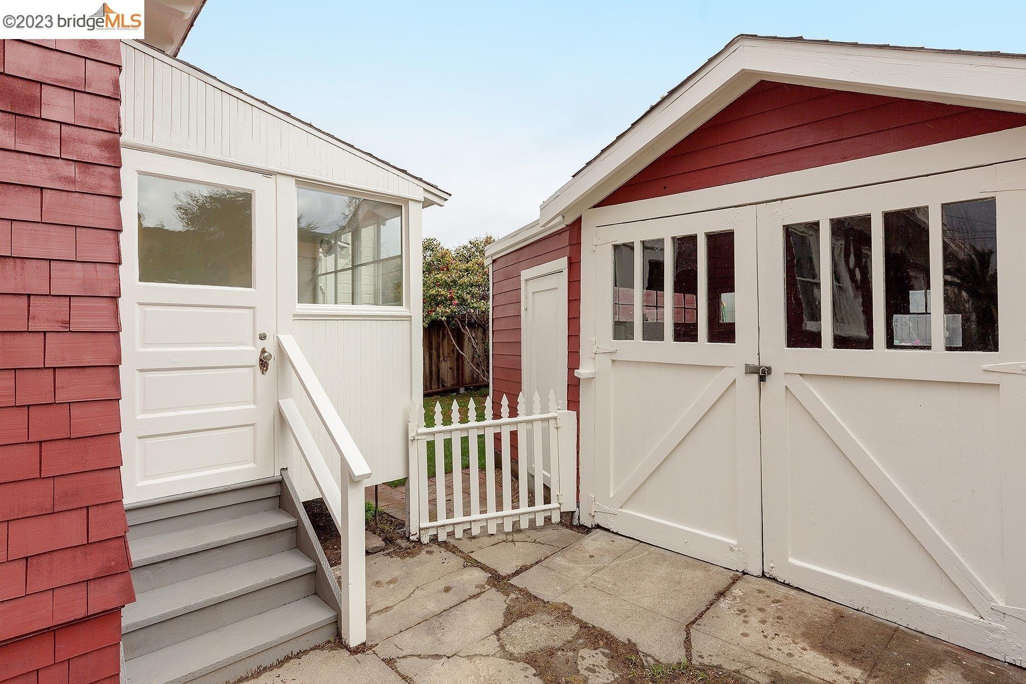 E 19th St, Oakland, CA 94606
