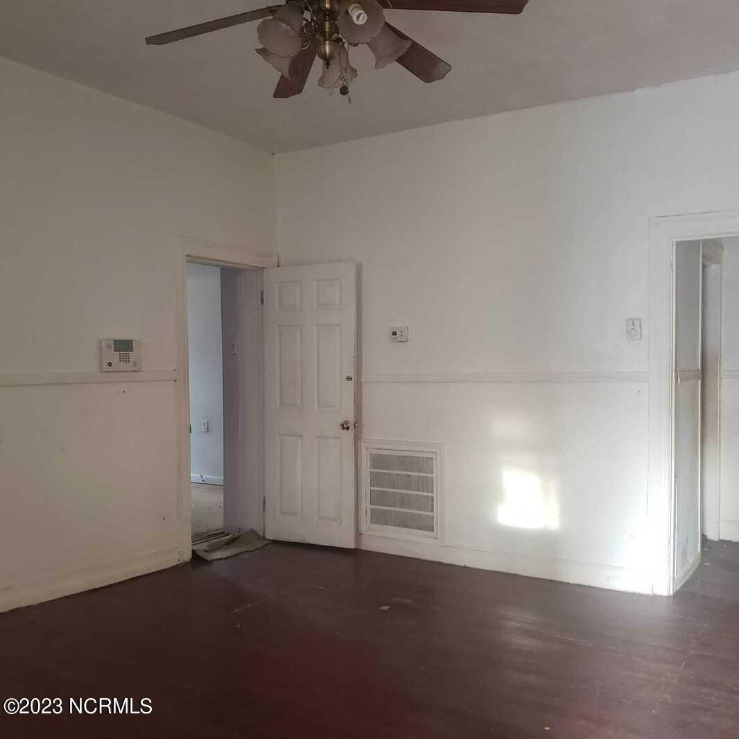 Long Ave, Rocky Mount, NC 27801