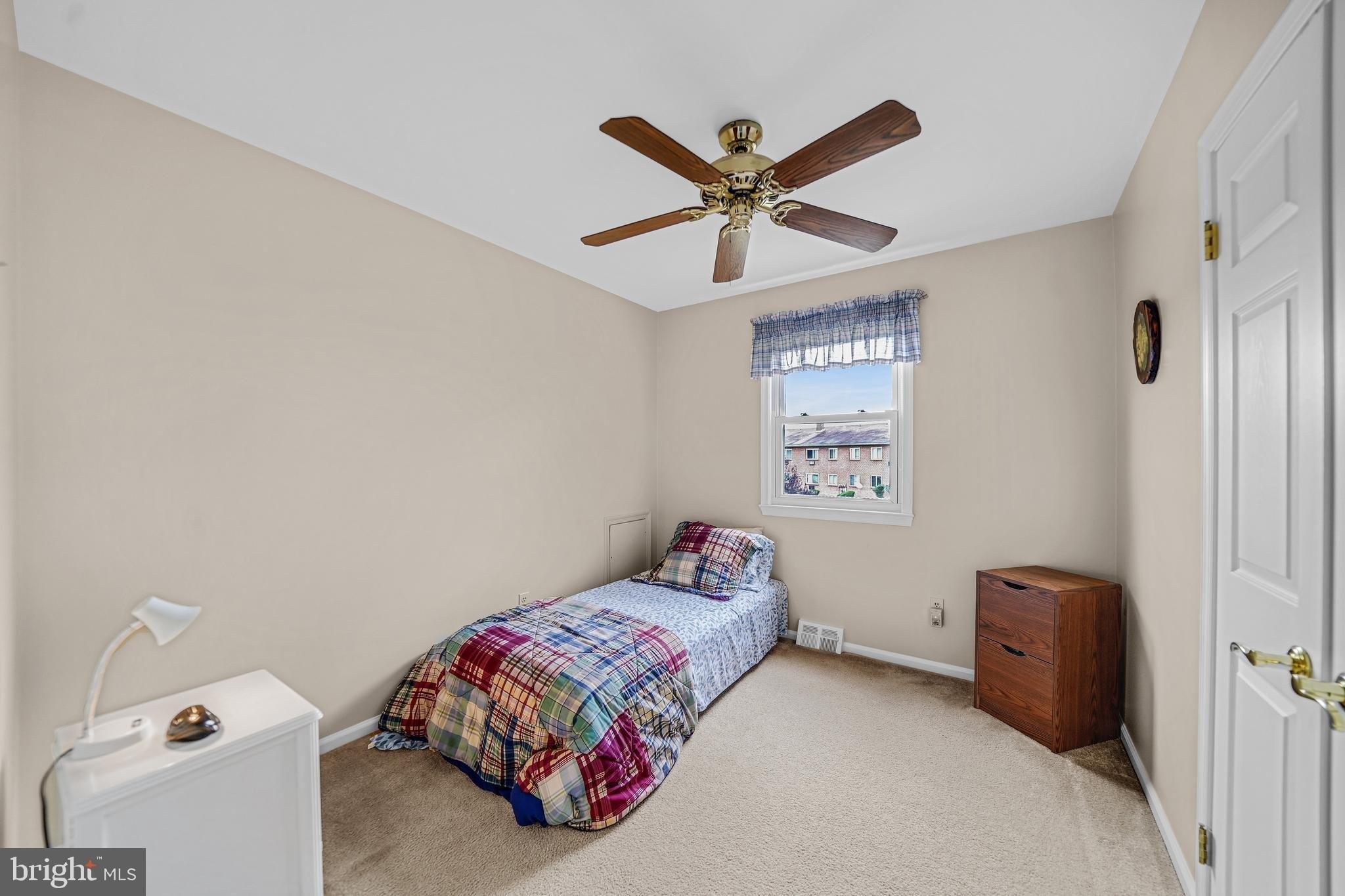 Burdett Dr, Upper Chichester, PA 19014
