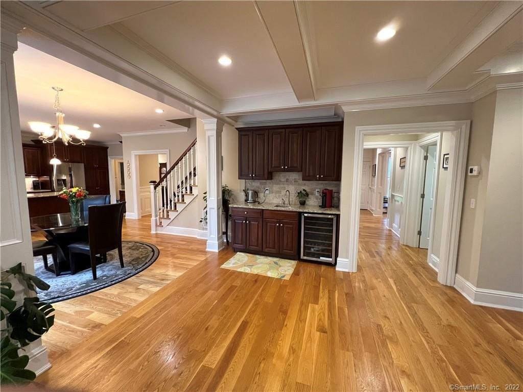W Hills Dr, Avon, CT 06001