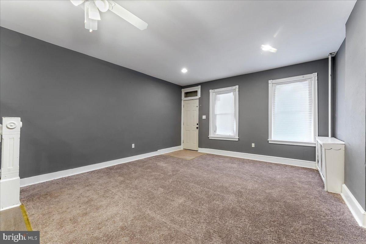 W 6th St, Chester, PA 19013