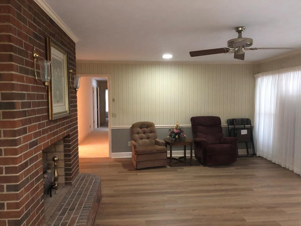 E Roosevelt Ave, Lyons, GA 30436