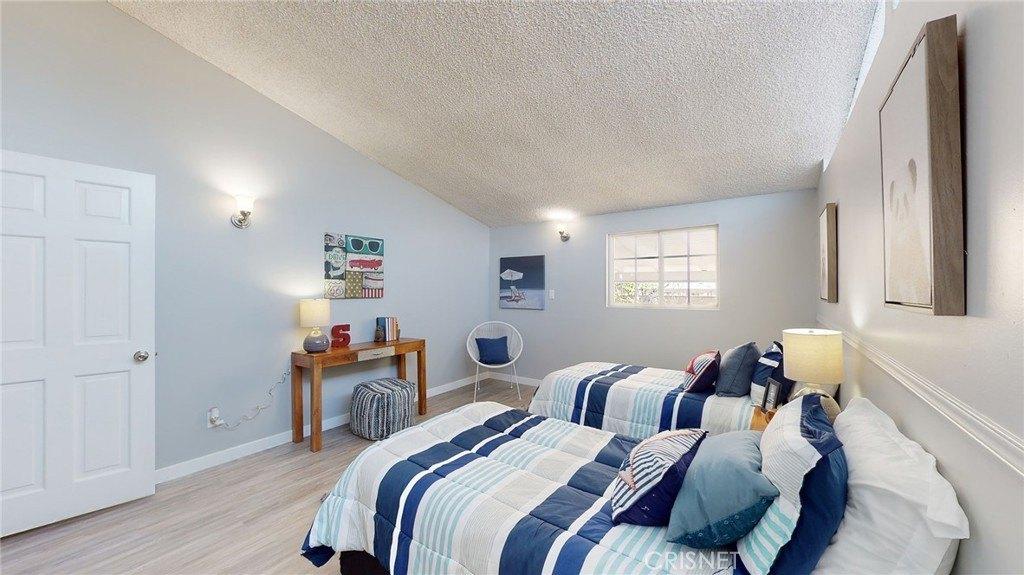 Septo St, Northridge, CA 91325