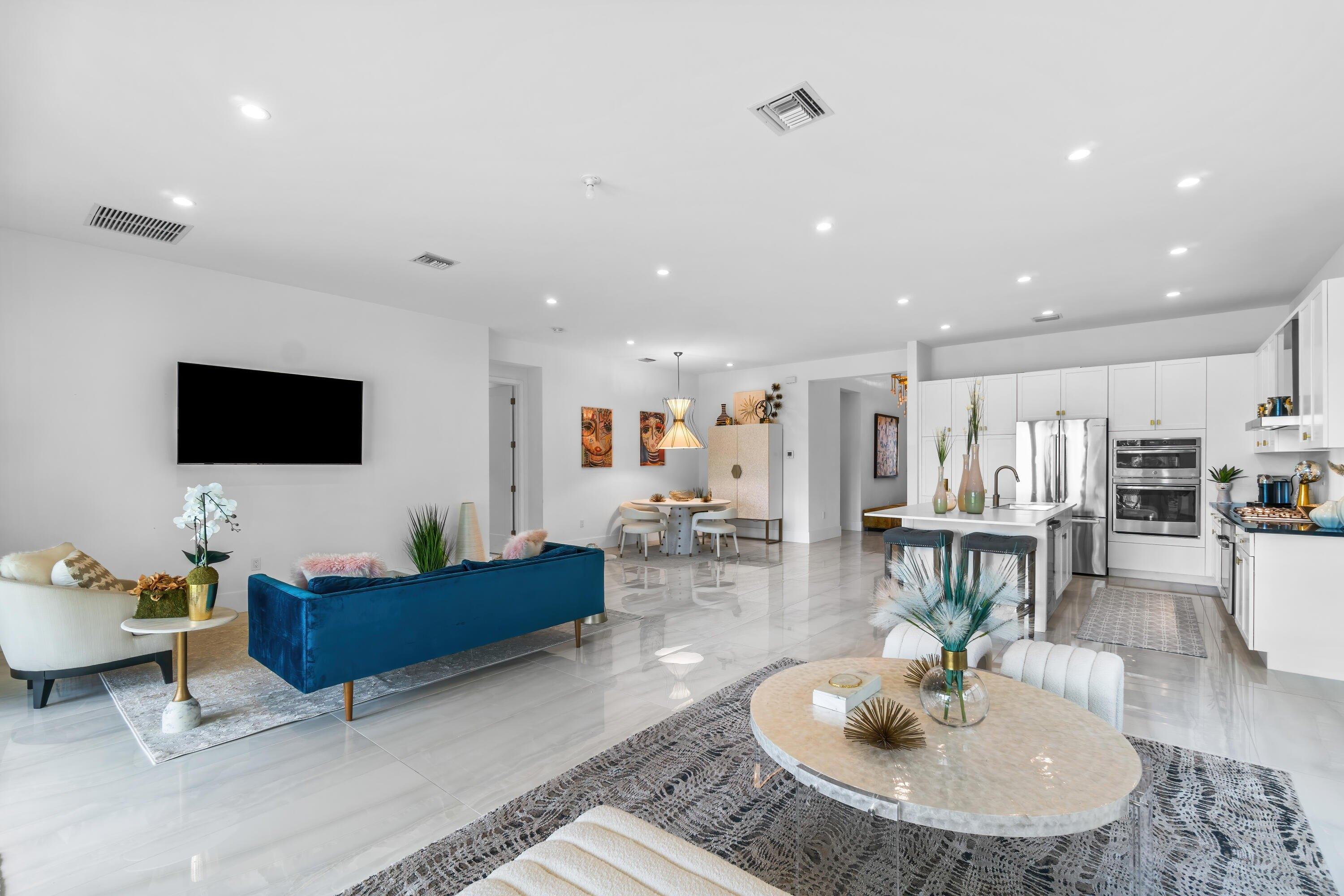 Tower Bridge Ct, Boca Raton, FL 33496