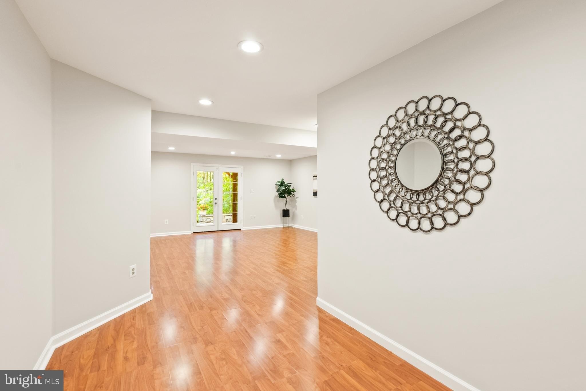 Ashnut Ln, Herndon, VA 20171