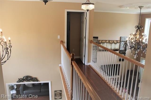 Midland Cir, Macomb, MI 48042