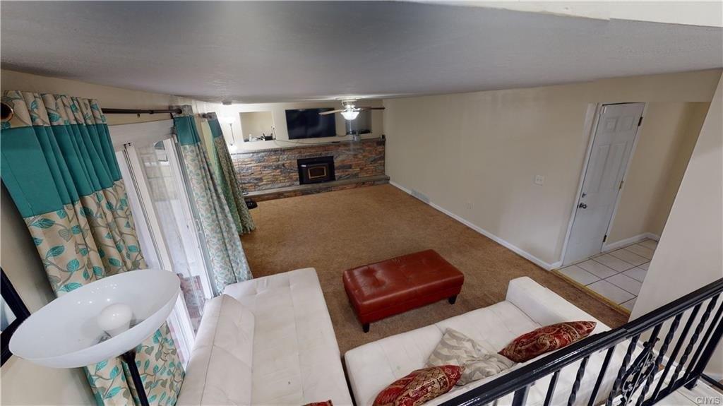 Donlin Dr, Liverpool, NY 13088