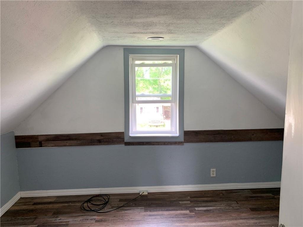 W Davis St, Eaton, IN 47338