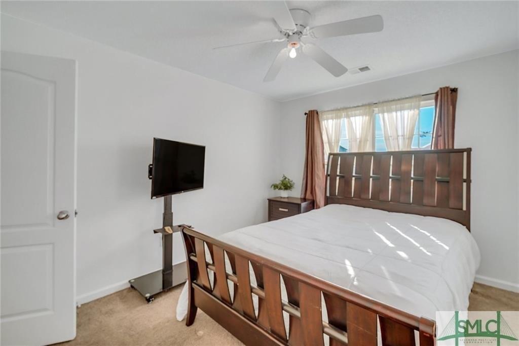Auburn Cir, Glennville, GA 30427