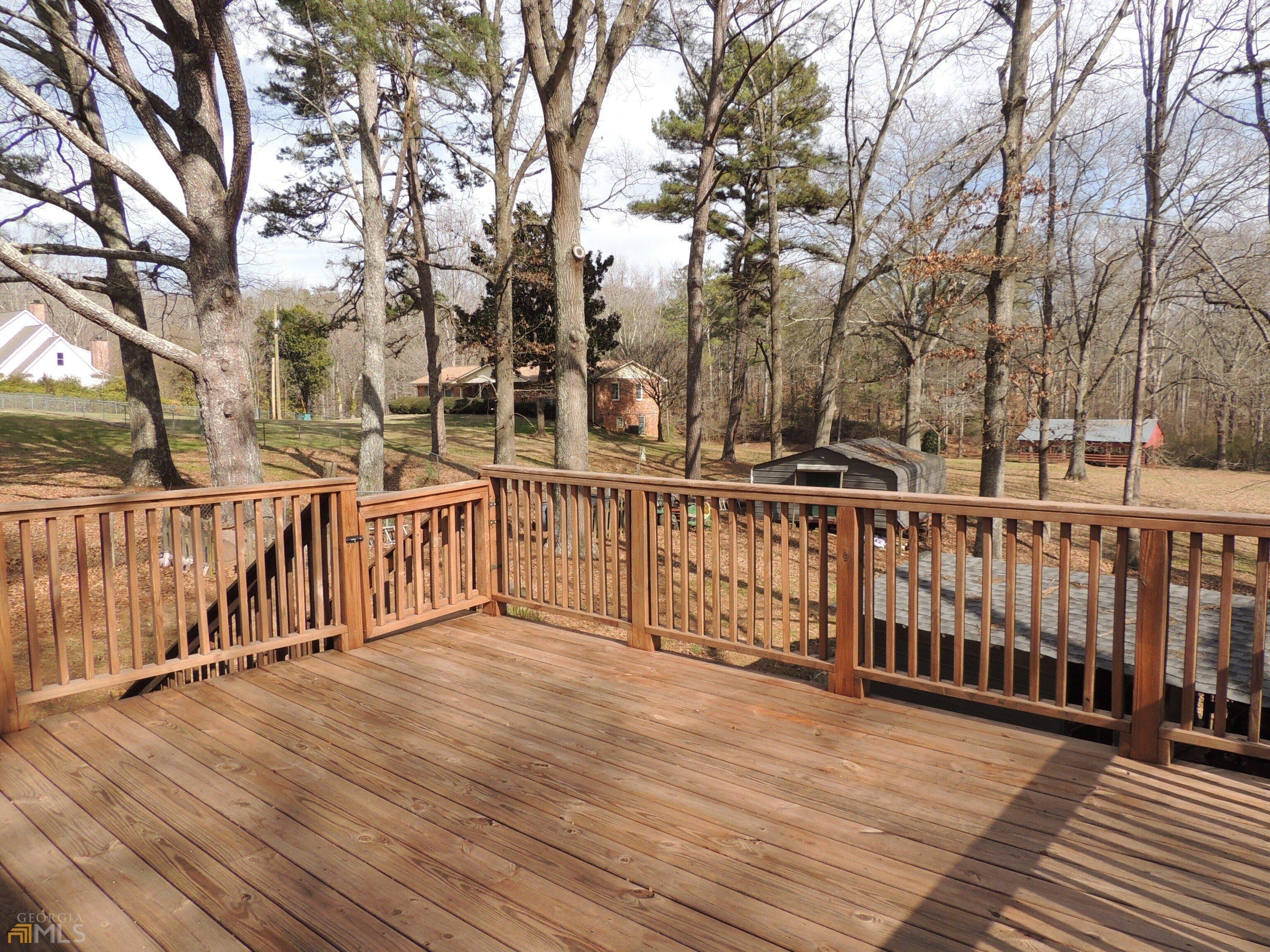 Cogburn Rd, Alpharetta, GA 30004