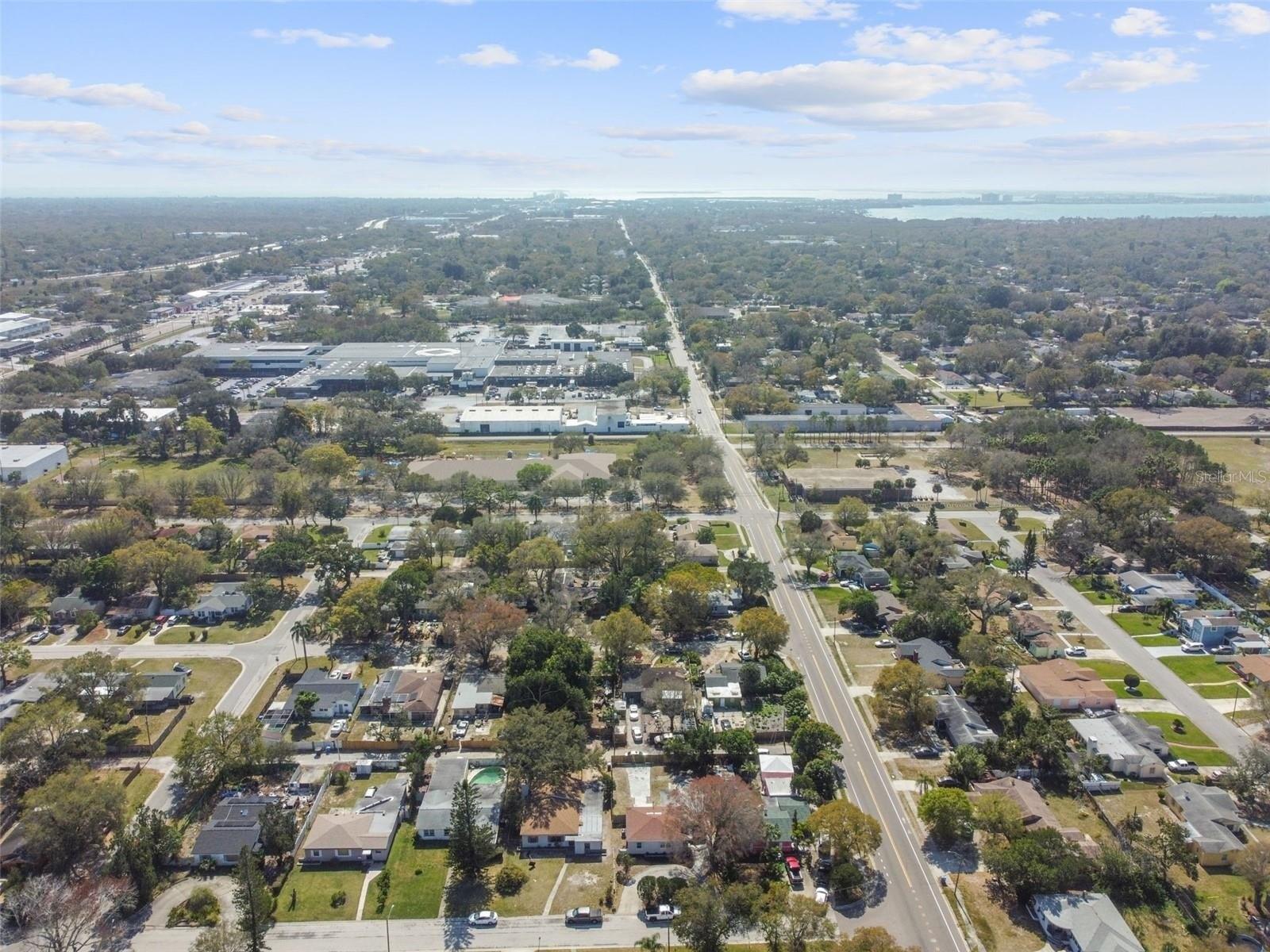 Emerson Ave S, Saint Petersburg, FL 33711