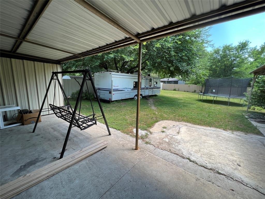 Vine St, Bridgeport, TX 76426