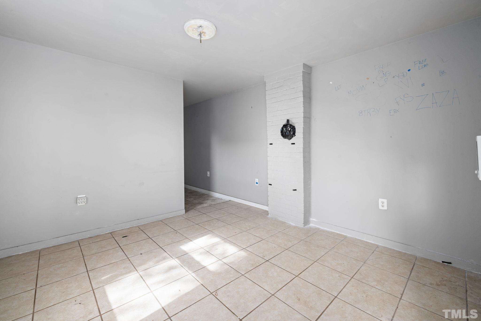 Quarry St, Raleigh, NC 27601