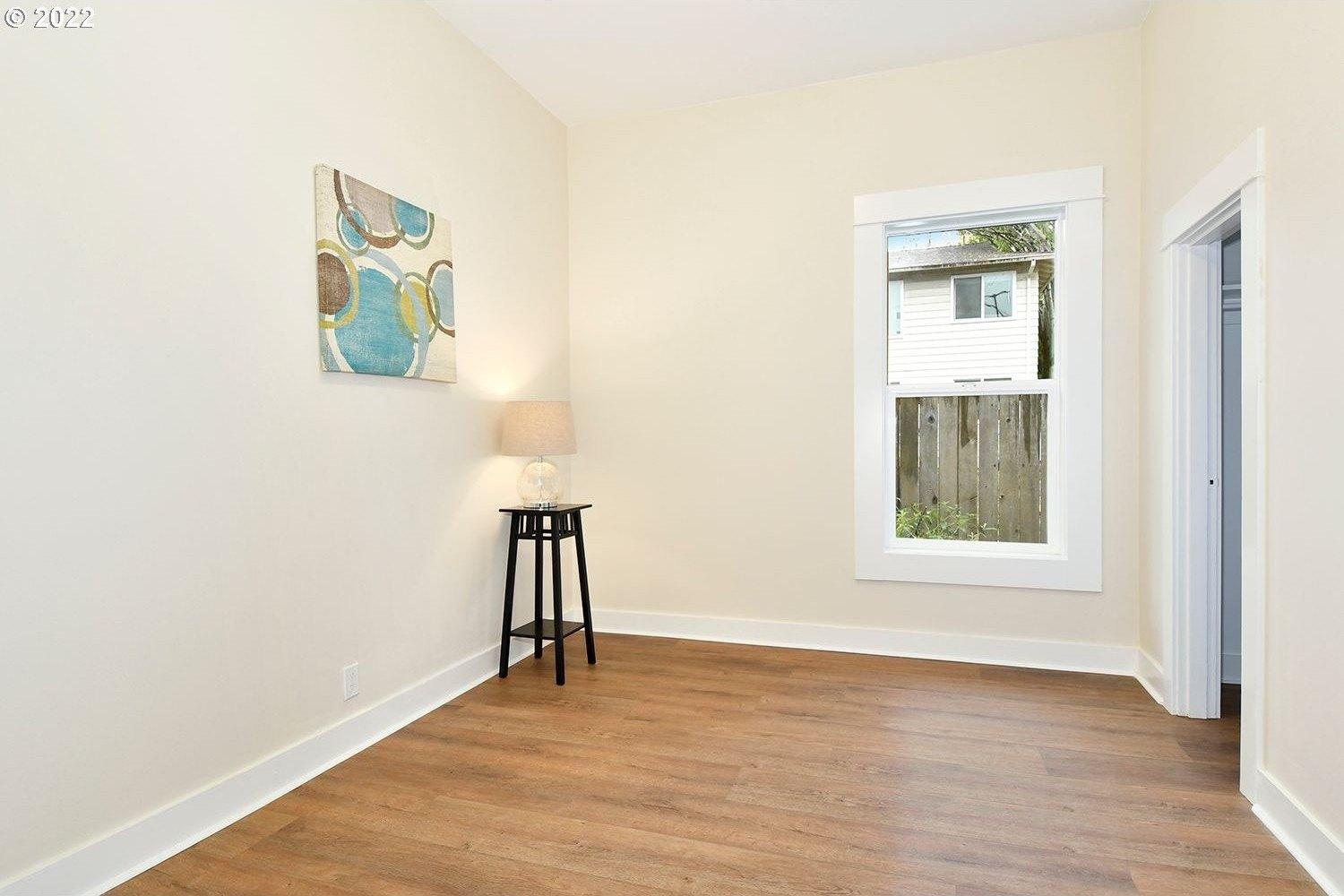 Se 9th Ave, Portland, OR 97202