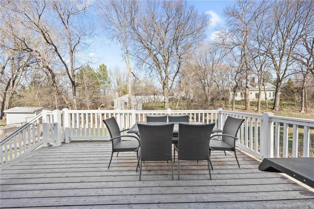 Grove Ln, Mound, MN 55364