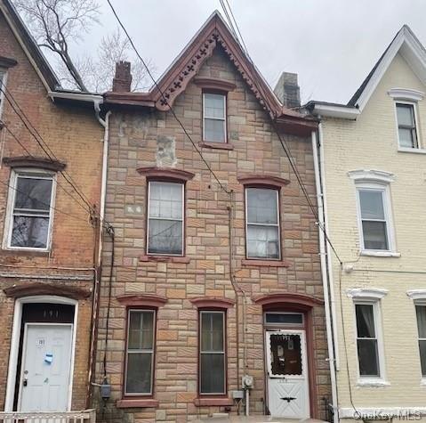 Chambers St, Newburgh, NY 12550