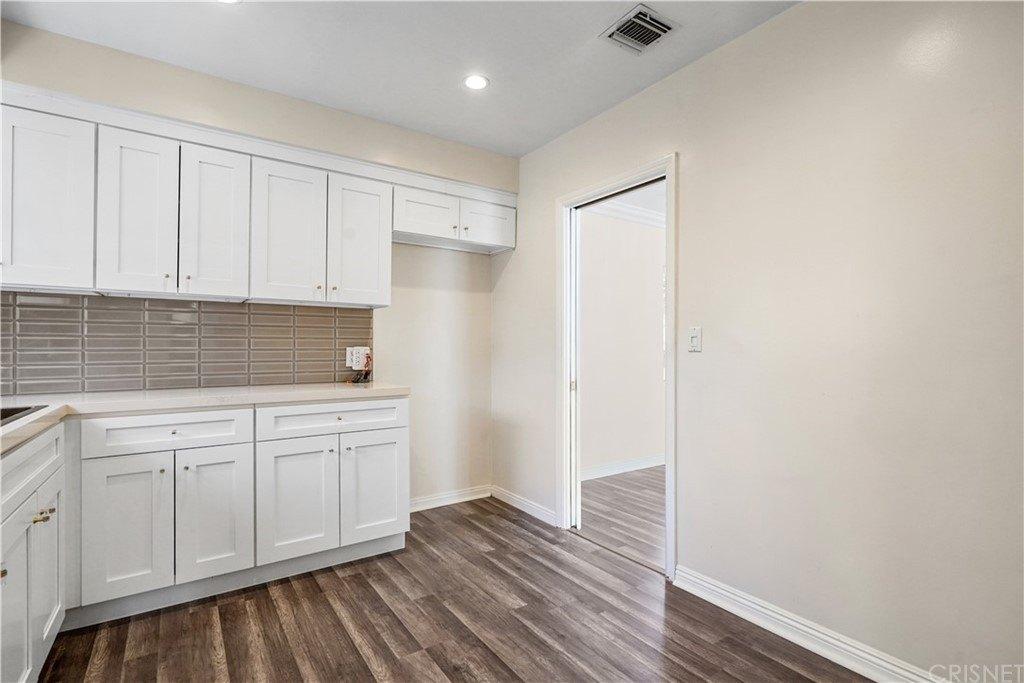 Yolanda Ave, Northridge, CA 91324