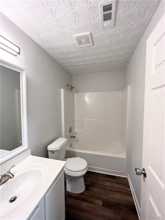 Pine Acre Dr, Sugar Hill, GA 30518