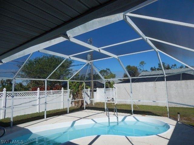 Meyer Ave, Port Charlotte, FL 33948