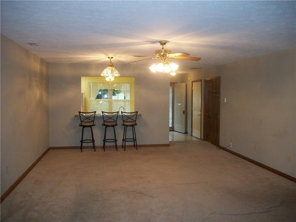 Swan Dr, Franklin, IN 46131