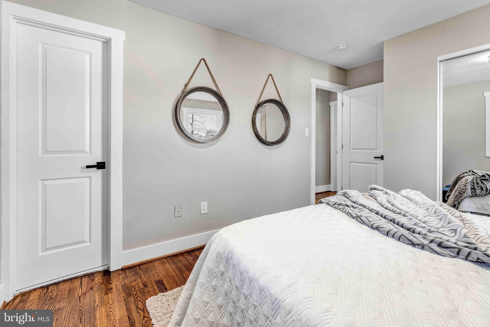 Merton Ct, Rockville, MD 20853