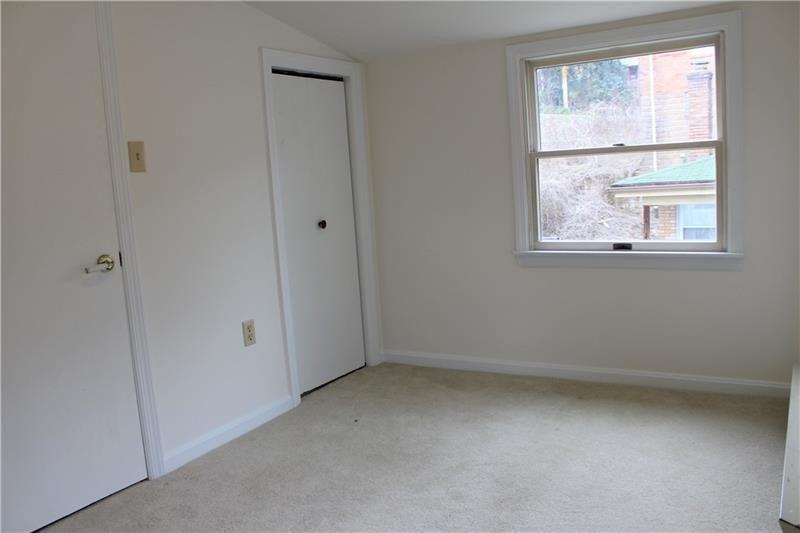 Georgia Ave, Pittsburgh, PA 15210
