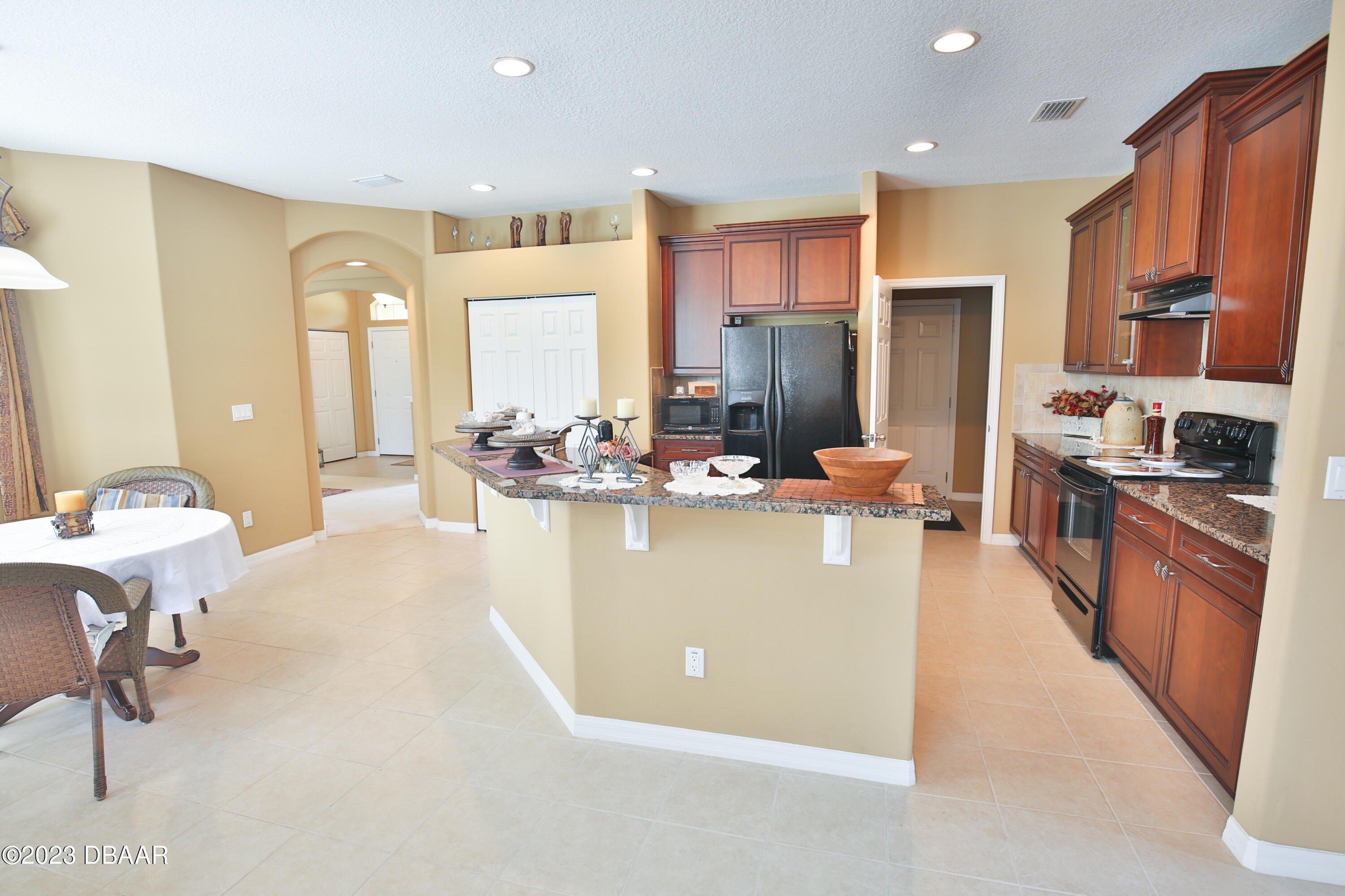 Squirrel Pl, Palm Coast, FL 32164