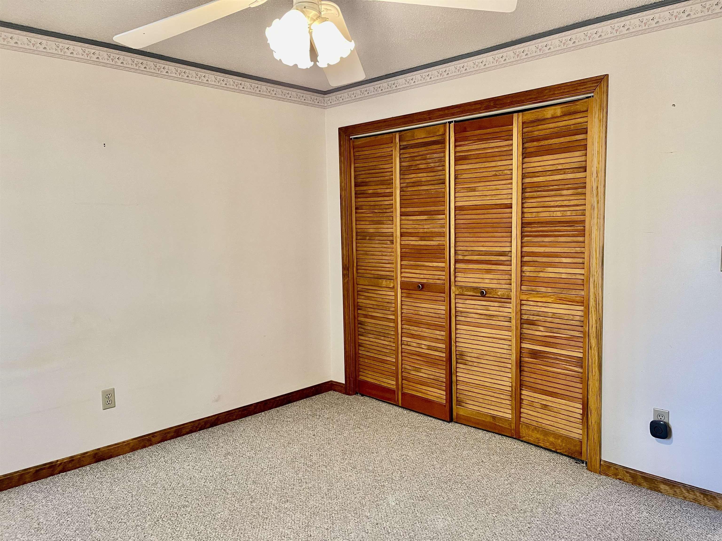 Pilgrim Dr, Litchfield, NH 03052