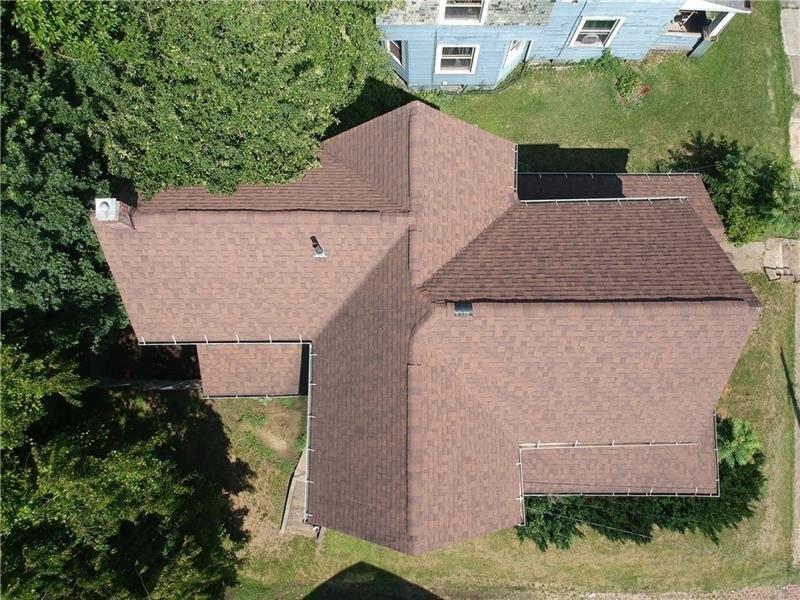 Orchard St, Sharon, PA 16146