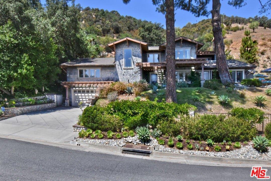 Robin Hill Rd, La Canada Flintridge, CA 91011