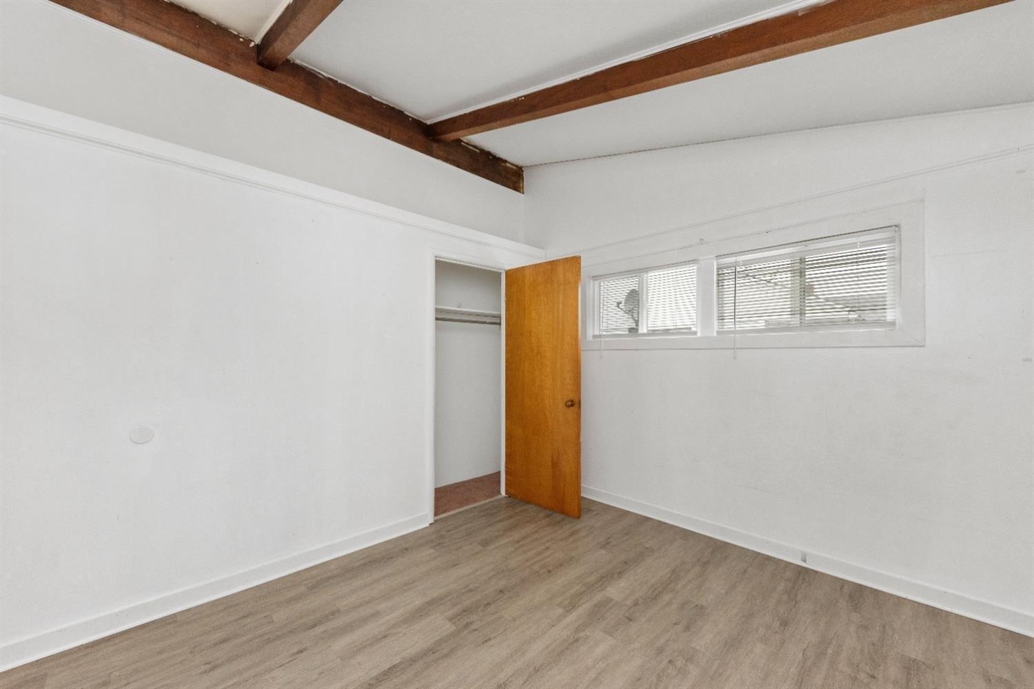 S Glenn St, Hillsboro, OH 45133