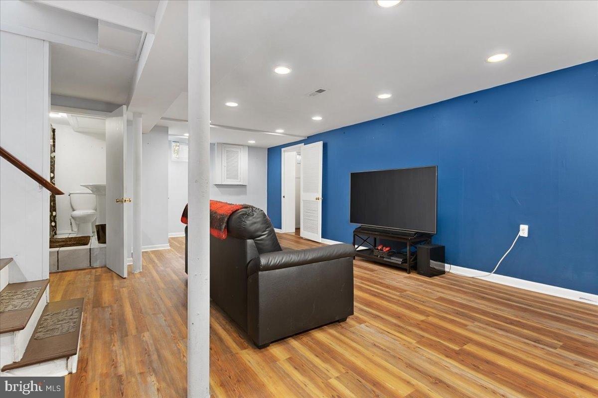 Burton Ave, Baltimore, MD 21234