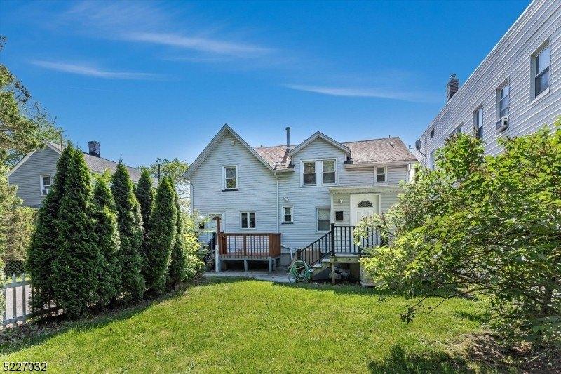 Hickory St, Bloomfield, NJ 07003
