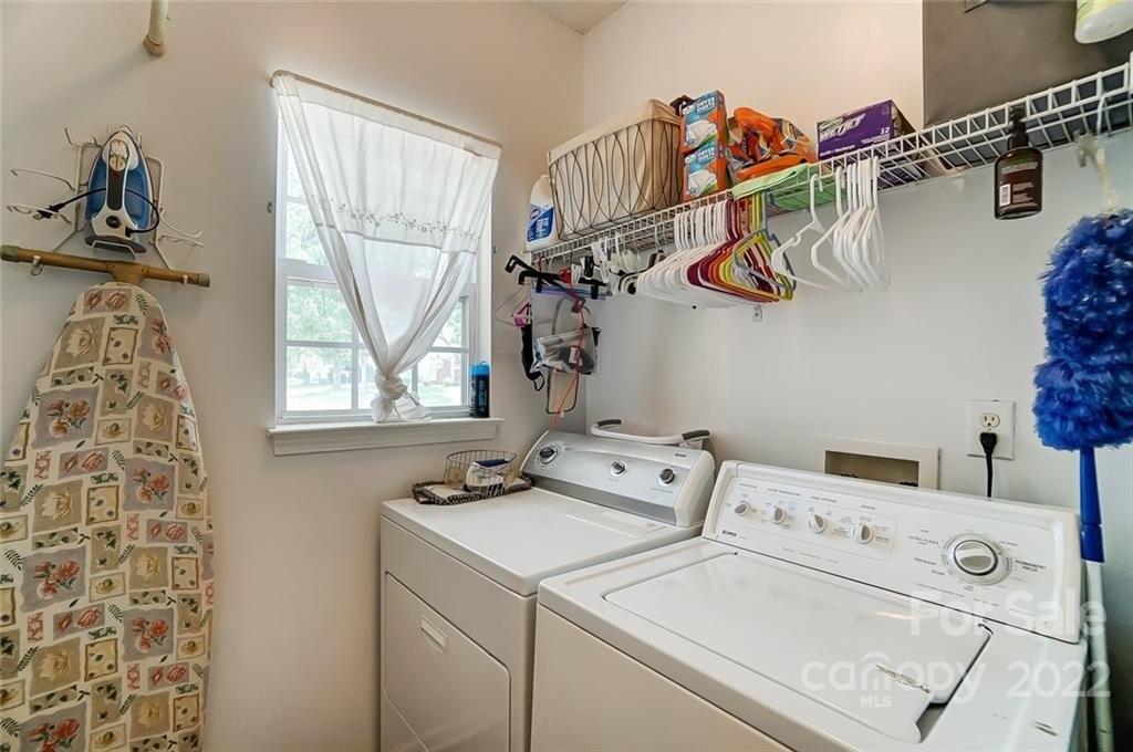 Ridge Oak Dr, Charlotte, NC 28273