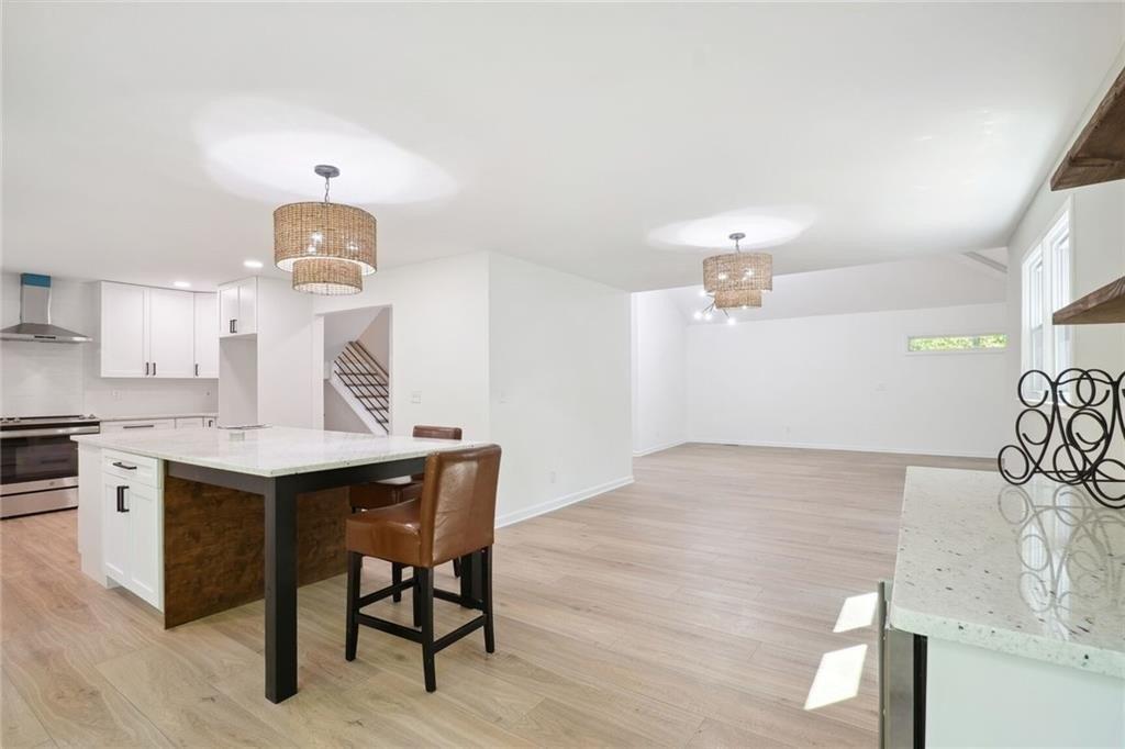Glengarry Way Ne, Roswell, GA 30075