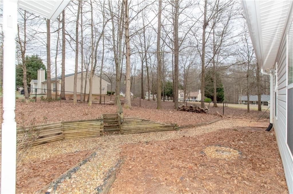 Lance Cir, Winder, GA 30680