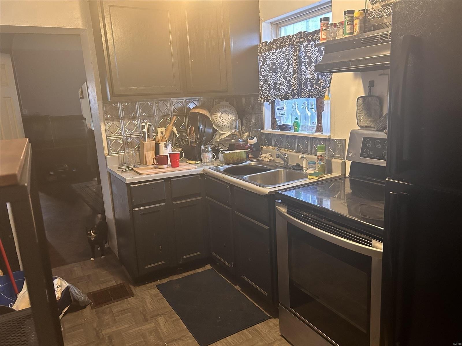 San Francisco Ave, Saint Louis, MO 63115