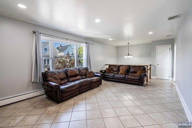 Huber St, Secaucus, NJ 07094