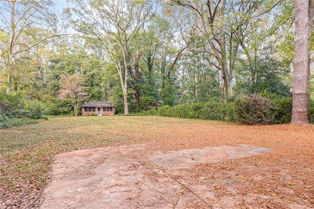 Winnona Dr, Decatur, GA 30030